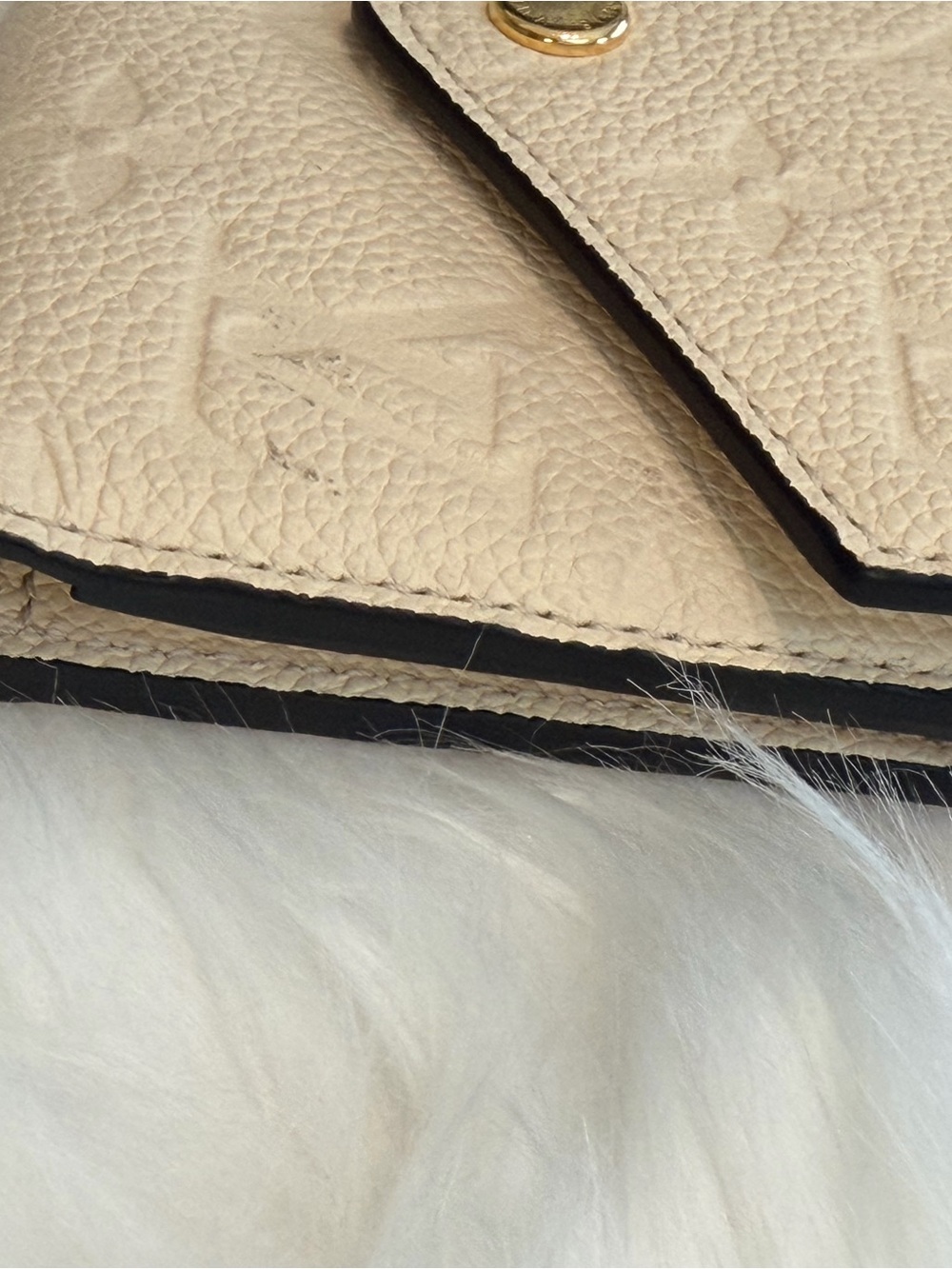 Louis Vuitton Beige Embossed Leather Small Envelope Wallet - Picture 6 of 10